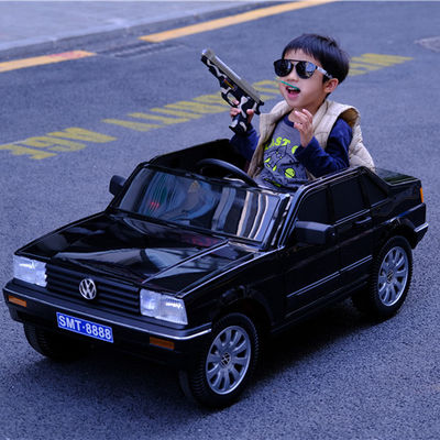 Crianças Electric Ride On Car Música e luzes Adequado para 3-8 anos de idade Cartão Tamanho 121x59x40cm