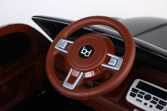 2022 Brinquedo de plástico de 4 rodas Bateria elétrica Bebê passeio em carro Cartão tamanho 118.5X64.5X46.5cm
