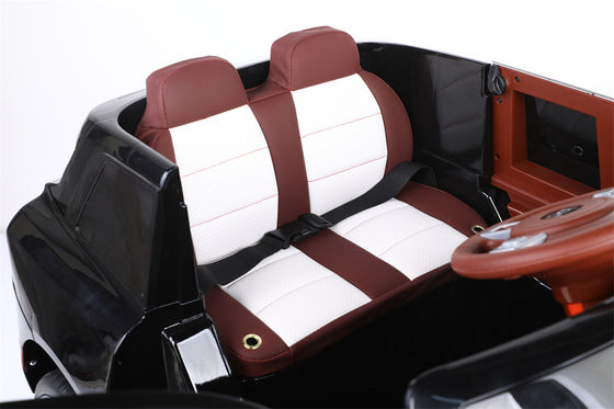 2022 Brinquedo de plástico de 4 rodas Bateria elétrica Bebê passeio em carro Cartão tamanho 118.5X64.5X46.5cm
