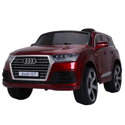 Unisex Ride On Toy Car elétrico para crianças pequenas Luz / Música / Cinturão de segurança / Um botão de partida