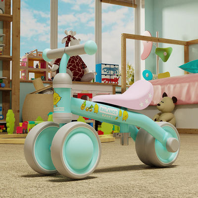 2023 Plastic 2 em 1 Balance Bike Ride On Car With 4 Wheels para Scooter de Crianças Pequeninas