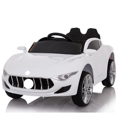 Carro elétrico para crianças de 2 anos com 2.4G R/C/Led Lights / Música