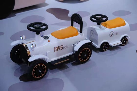 Tipo de plástico de PP Carrinho de balanço infantil em carros para crianças de 2 anos Função de educação infantil