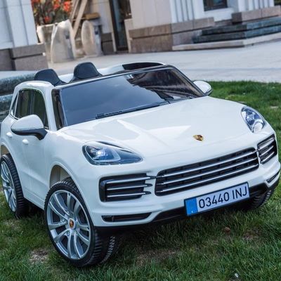 Controle remoto e música em carros de brinquedo elétricos para crianças Unisex bateria alimentada