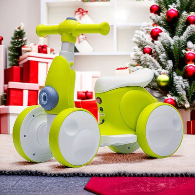 Roda de plástico Bibi Whistle Ride On Toy e personalizável para as crianças desfrutarem