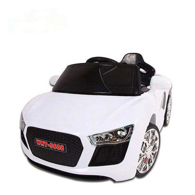 2.4G controle remoto plástico eléctrico Mini Ride On Car para 2 anos de idade em rosa quente