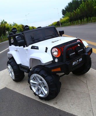 Controle remoto mais recente 12V Electric Ride On Car for Kids Bateria operada 380 * 4 Motor