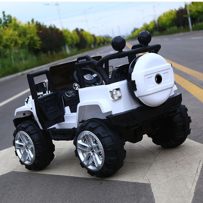Controle remoto mais recente 12V Electric Ride On Car for Kids Bateria operada 380 * 4 Motor