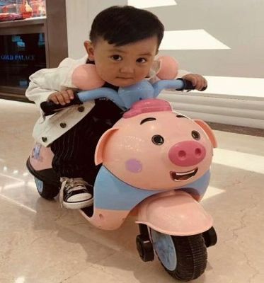 Canções infantis LED Iluminação Brinquedos Passear em motocicleta elétrica de 6V para crianças de 3-6 anos