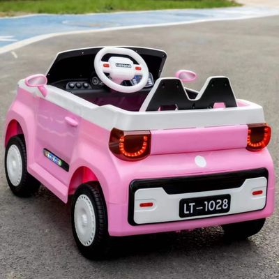 Bateria de quatro rodas de plástico bebê crianças brinquedo elétrico com controle remoto 12V * 390 * 2 motor