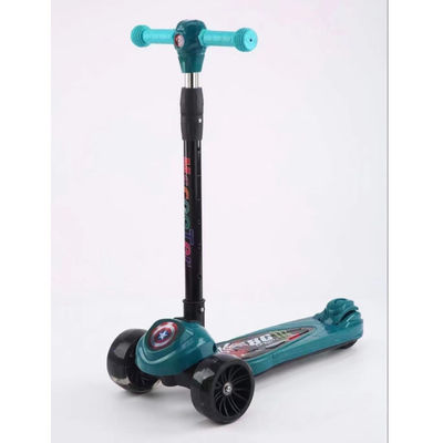 Tamanho de cartão 71*51*62 Três rodas kick scooter para crianças Design dobrável rápido direto