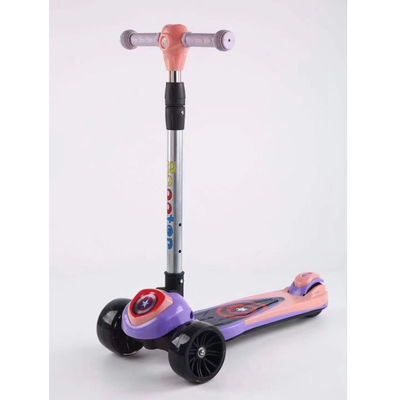 Tamanho de cartão 71*51*62 Três rodas kick scooter para crianças Design dobrável rápido direto