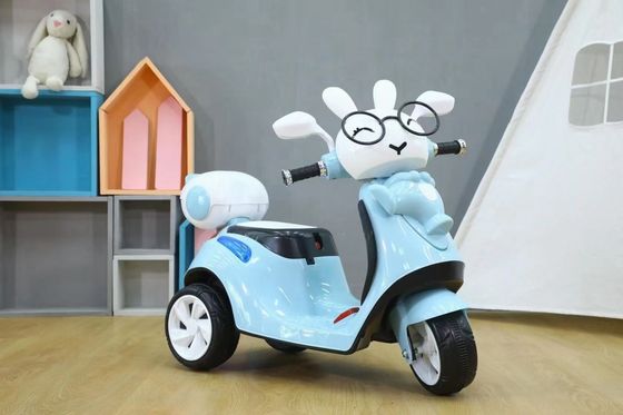 Carro elétrico infantil de plástico PP 380 Motor com música e iluminação de educação infantil