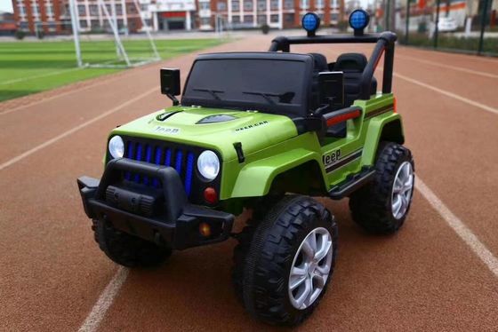 Bateria Alimentada Ride Outdoor On Toy Car para Crianças Assentos Duplos 12V Elétrico 118 * 69 * 79cm