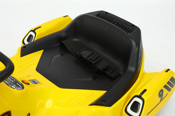 Cartão tamanho 79X55X22cm 2.4G Kids elétrico controle remoto de viagem no carro para Big Boy