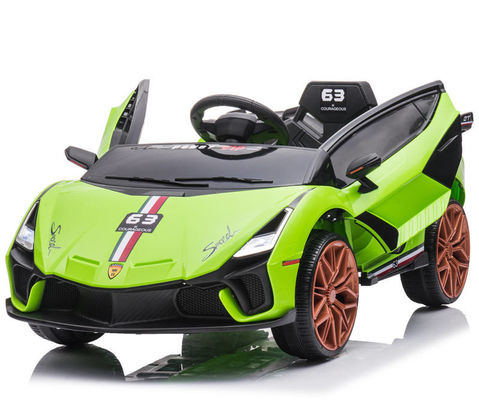 Faça com que seus filhos se movam com controle remoto de telefone celular Crianças elétrico Ride-On Car
