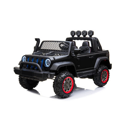 Controle remoto e luz LED 4 rodas UTV elétrico 24v Ride On Car para crianças por plástico