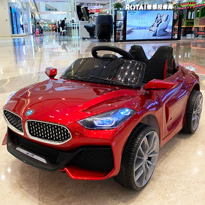 Ride On Car Para meninos de 2 a 8 anos de idade 108 * 57 * 47cm 2.4 G controle remoto 380 * 2 motor