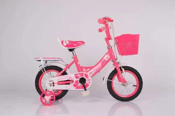 Bicicleta de pedal de 14 polegadas com spray de manilha e cesto de plástico de cor combinada