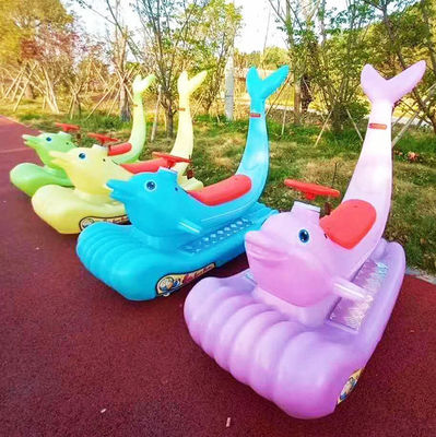 Unisex Electric Ride On Car para crianças e adultos Parque de diversões de golfinhos coloridos deslumbrante